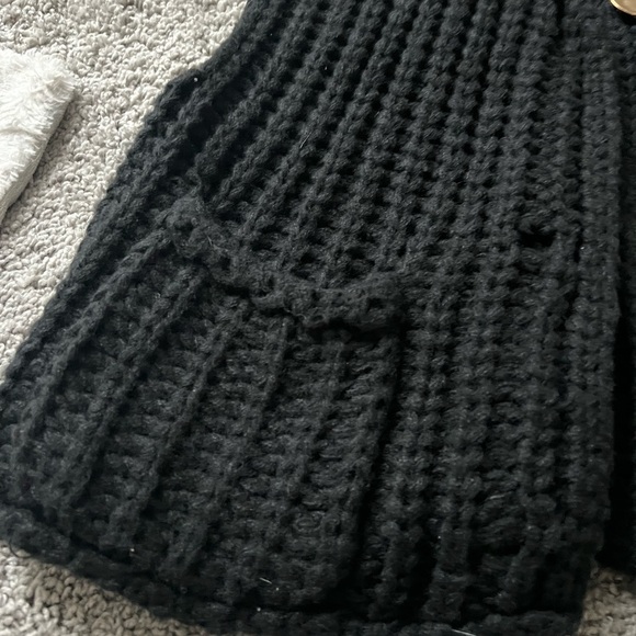 Black Knit Button-Up Sweater Vest - Picture 7 of 7